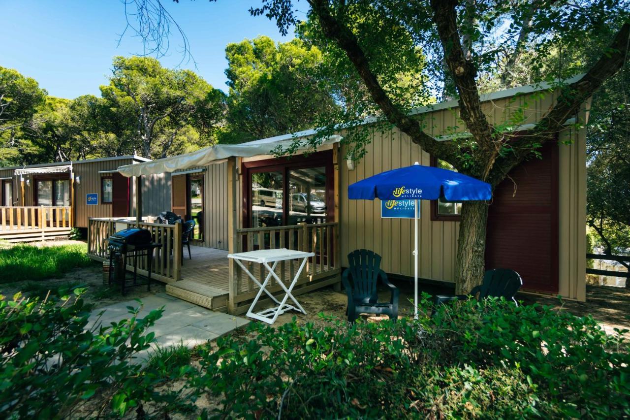 Castell Montgri - Mobile Homes By Lifestyle Holidays L'Estartit Dış mekan fotoğraf